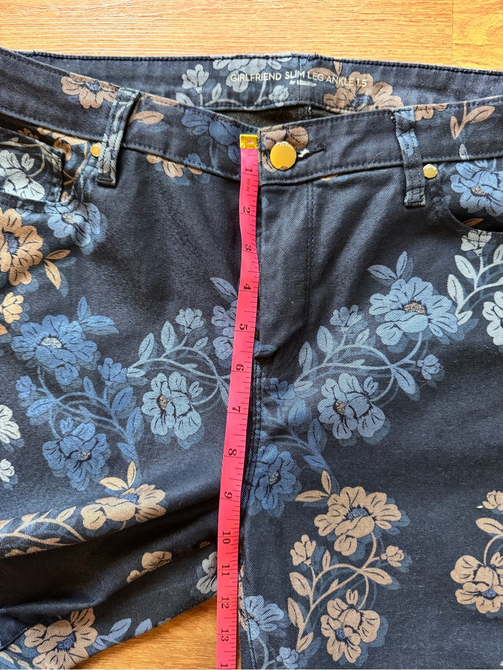 Chico's Navy Floral Girlfriend Slim Leg Ankle Jeans Sz 1.5 Sz 10 - Picture 6 of 8